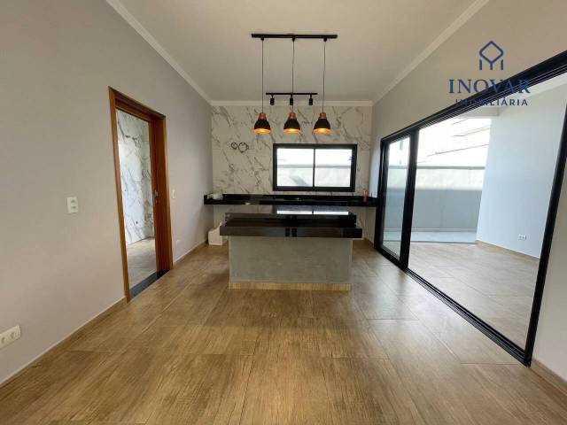 Casa para Venda em São José dos Campos - 4
