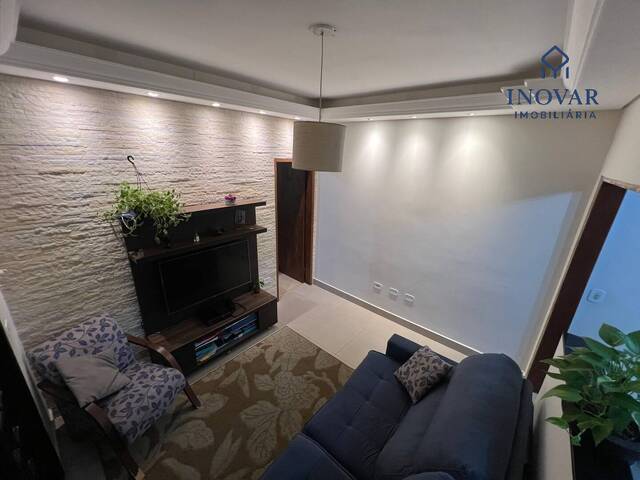 Casa para Venda em São José dos Campos - 2