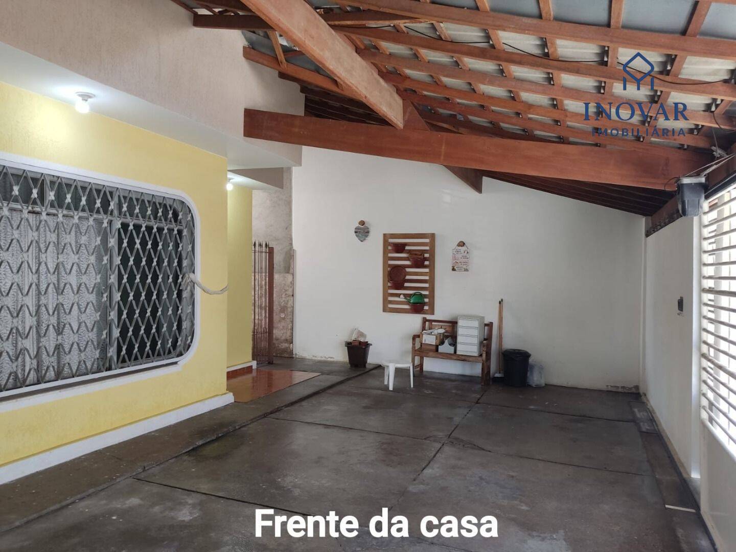 Casa, 3 quartos, 232 m² - Foto 2