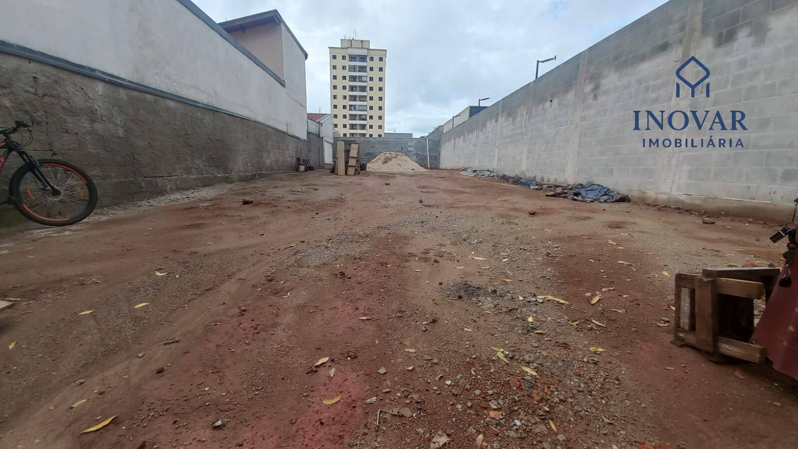 Terreno, 247 m² - Foto 1