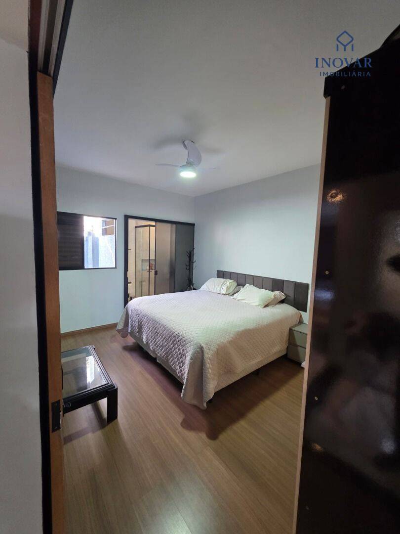 Casa, 3 quartos, 200 m² - Foto 17