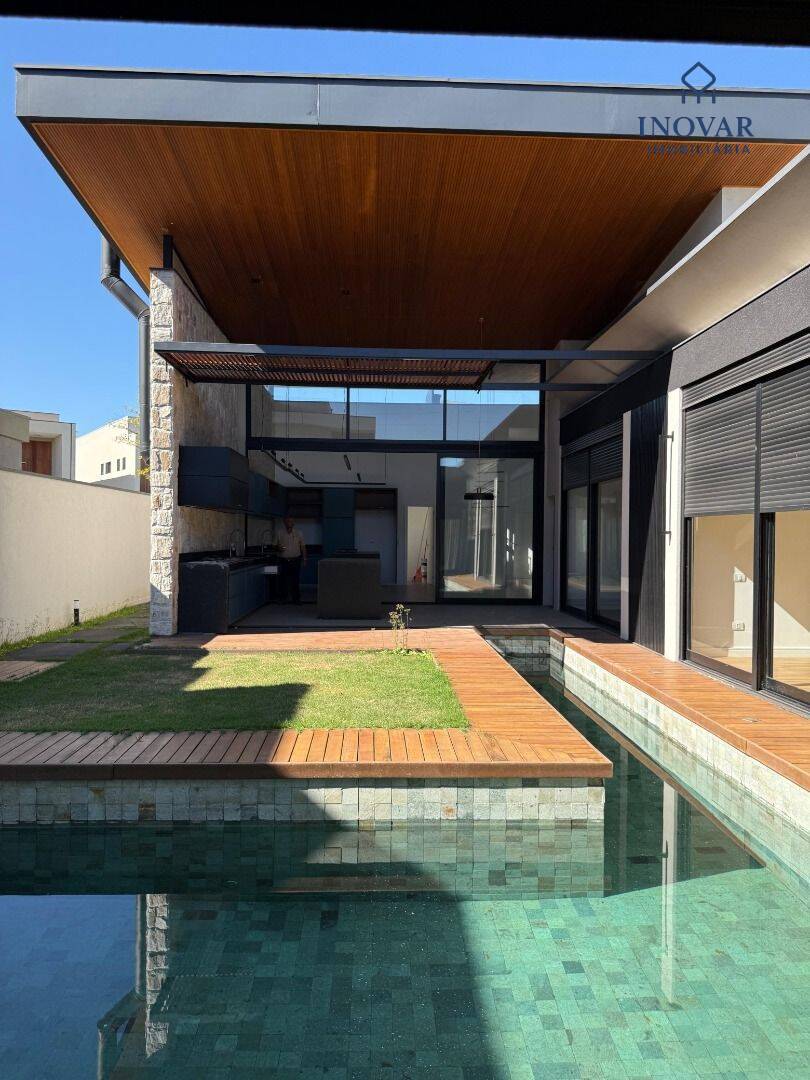 Casa, 4 quartos, 329 m² - Foto 19